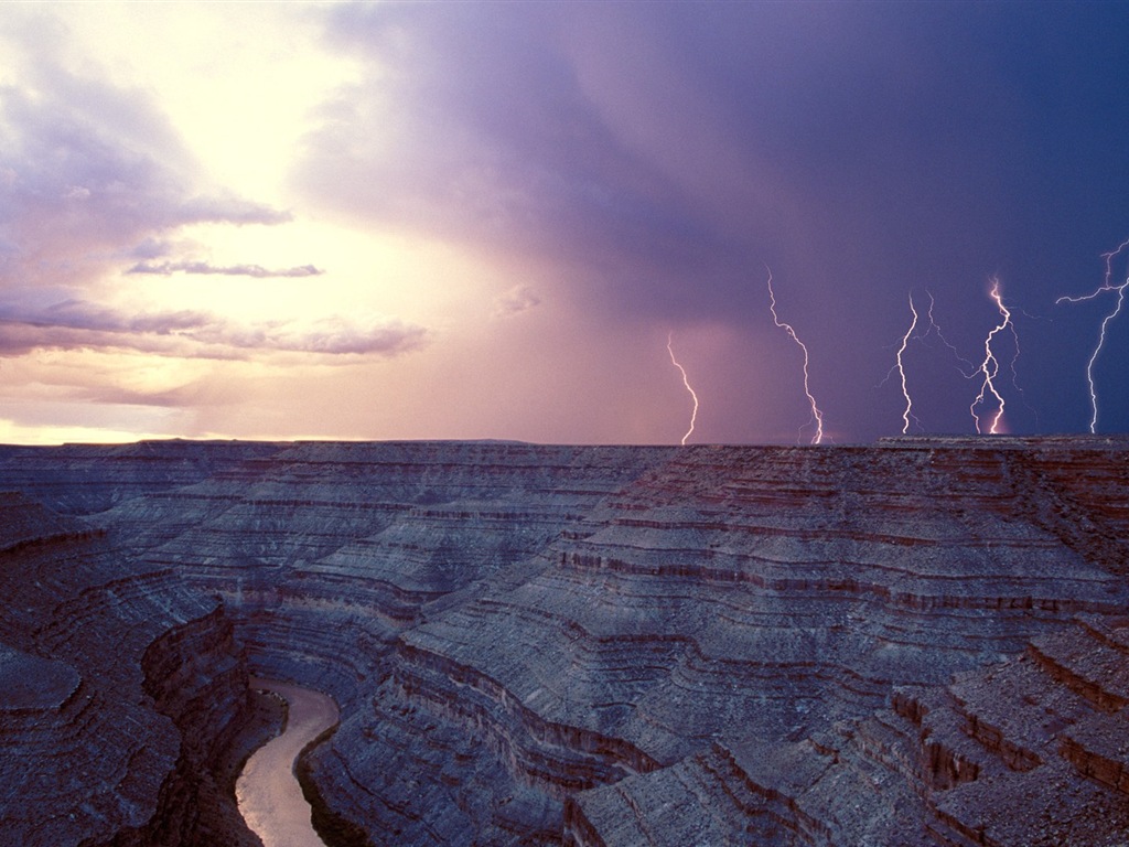 Lightning thunder HD wallpapers #6 - 1024x768