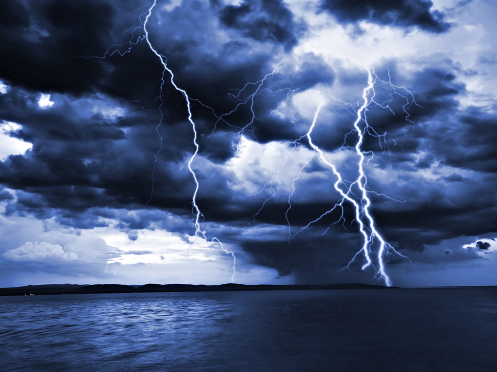Lightning Thunder HD tapety na plochu #18 - 1024x768