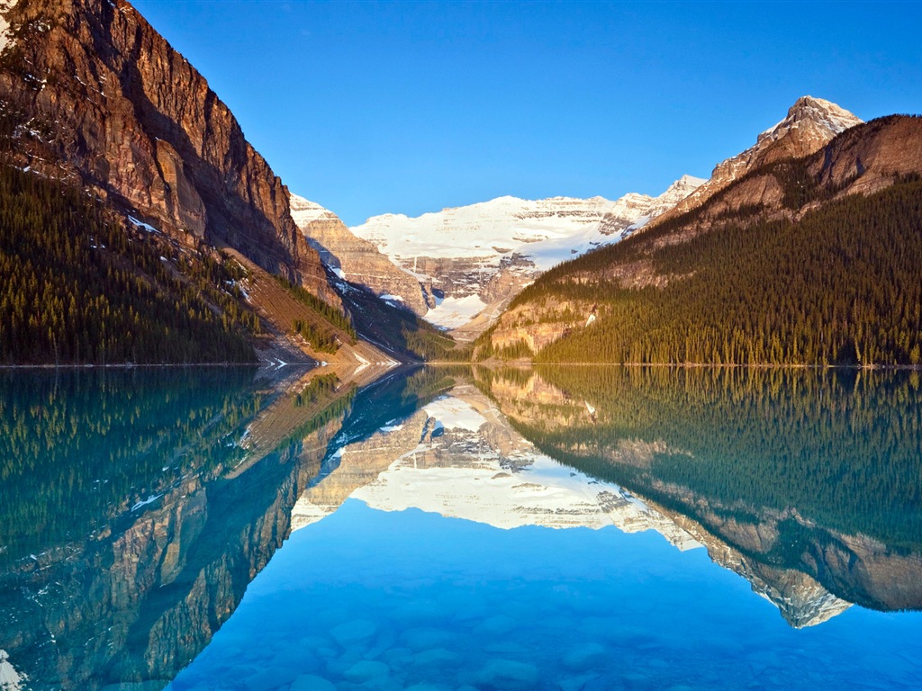 Lago tranquilo con la reflexión del agua, fondos de pantalla de Windows 8 HD #5 - 1024x768
