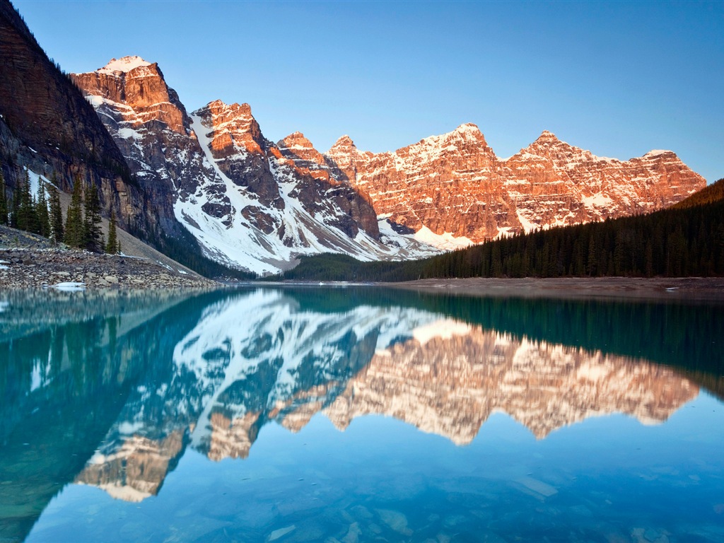 Lac calme avec la réflexion de l'eau, de Windows 8 fonds d'écran HD #10 - 1024x768