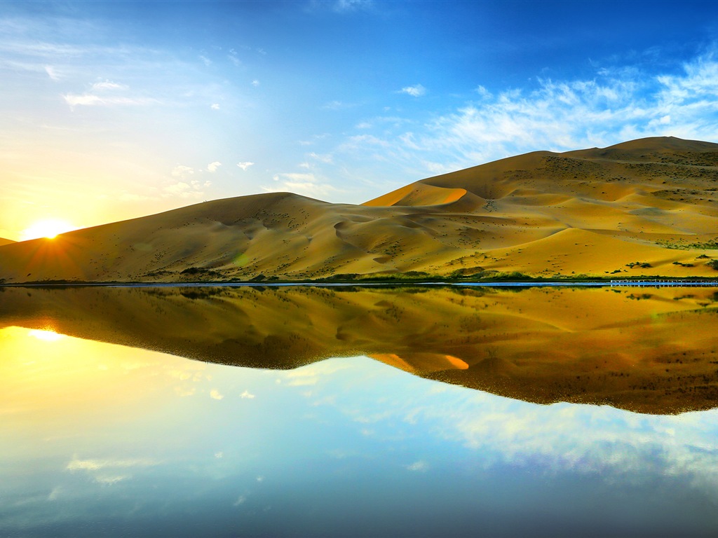 Lago tranquilo con la reflexión del agua, fondos de pantalla de Windows 8 HD #12 - 1024x768
