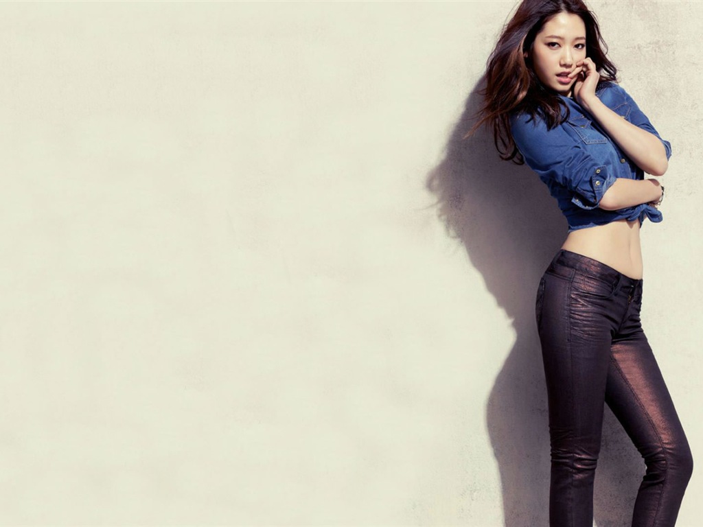 South Korean actress Park Shin Hye HD Wallpapers #5 - 1024x768