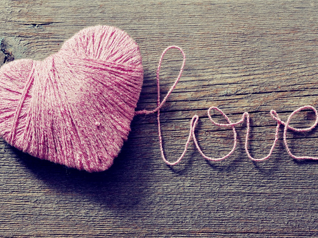 The theme of love, creative heart-shaped HD wallpapers #10 - 1024x768