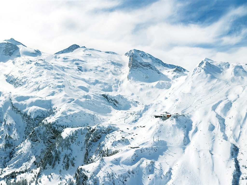 冬天的雪景，山，湖，樹木，道路高清壁紙 #13 - 1024x768