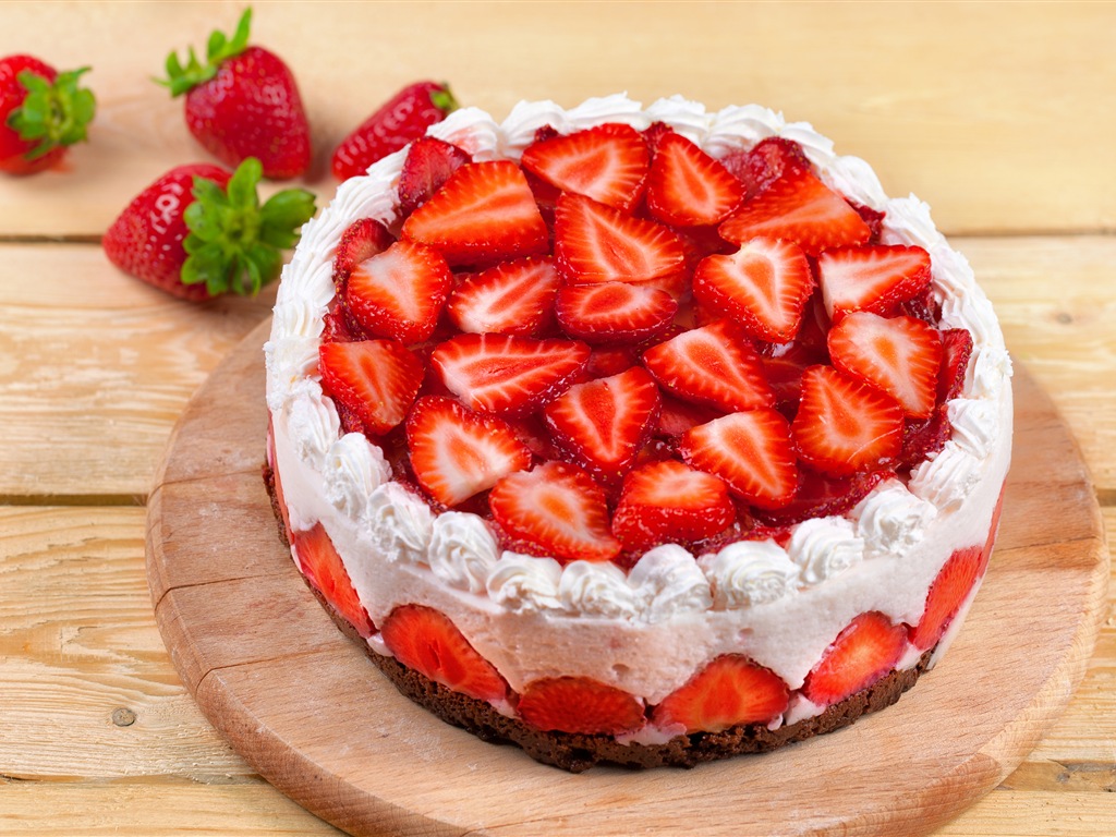 美味可口的草莓蛋糕 高清壁纸1 - 1024x768