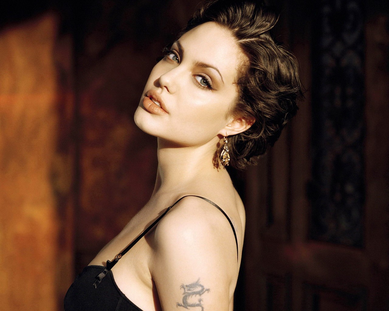 Angelina Jolie fond d'écran #35 - 1280x1024