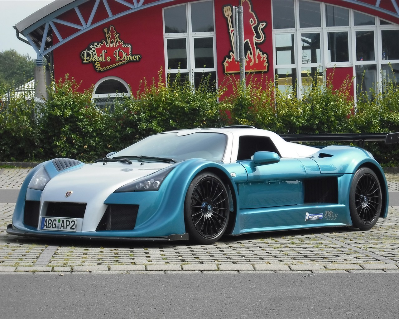 2009 Apollo sports car wallpaper #5 - 1280x1024