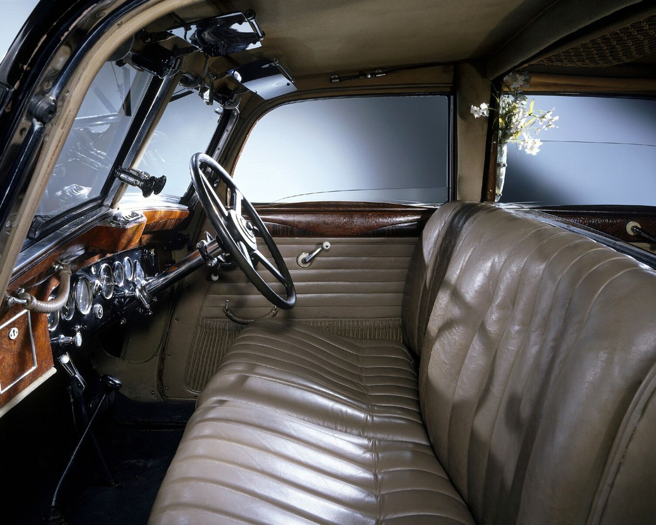 Maybach luxusní vozy wallpaper #23 - 1280x1024