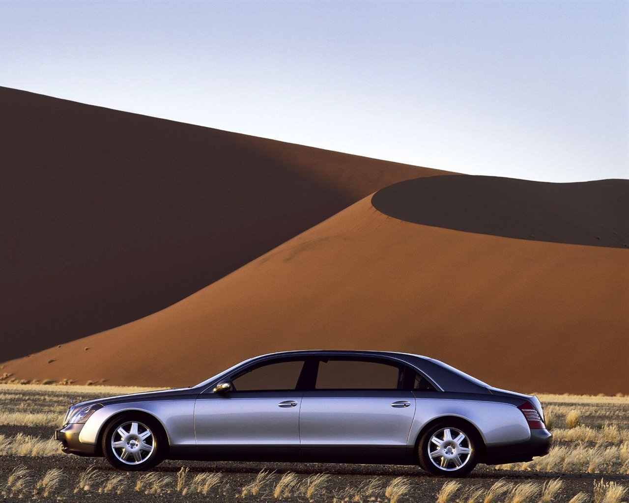 Maybach luxury cars wallpaper #41 - 1280x1024