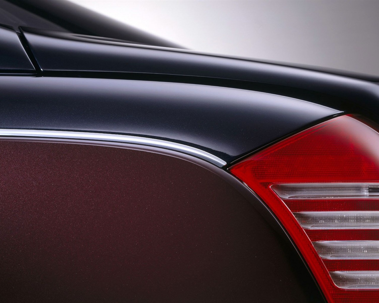 Maybach luxury cars wallpaper #49 - 1280x1024