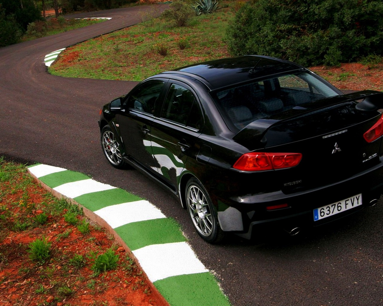 Mitsubishi Cool Car wallpaper #12 - 1280x1024
