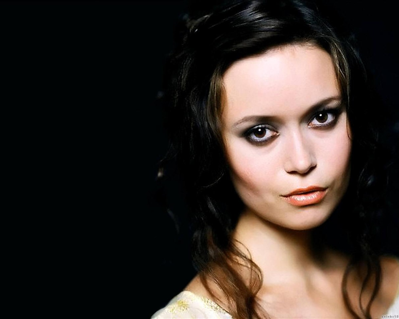 Summer Glau fondo de pantalla #6 - 1280x1024