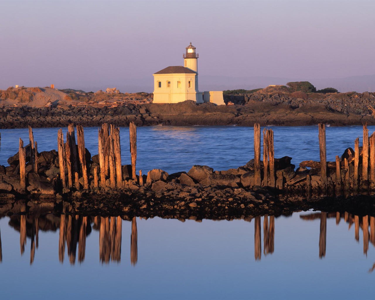 Coastal Lighthouse HD Wallpaper #30 - 1280x1024