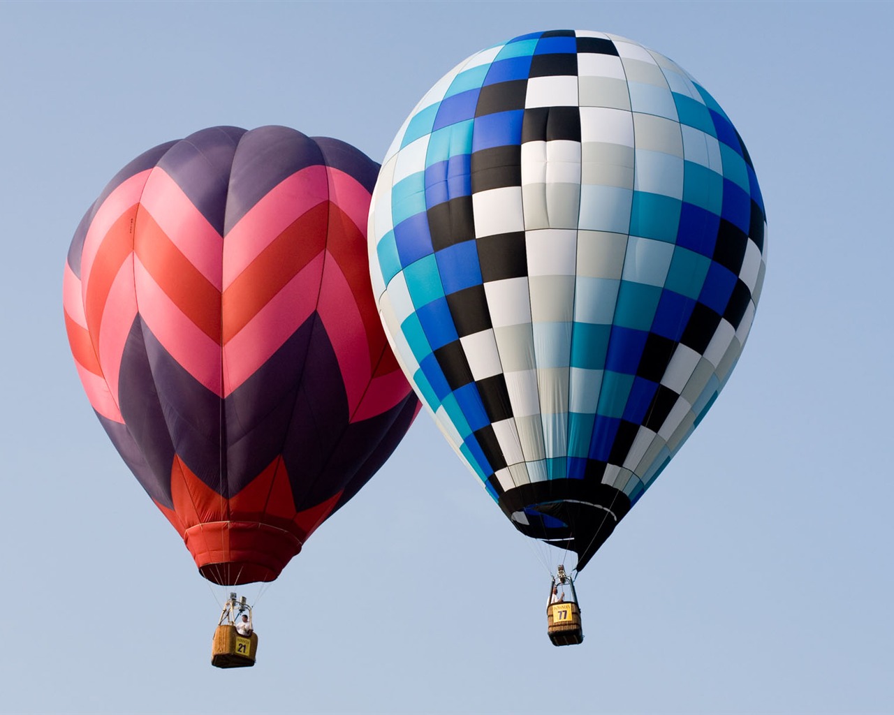 Hot air balloon wallpaper #16 - 1280x1024