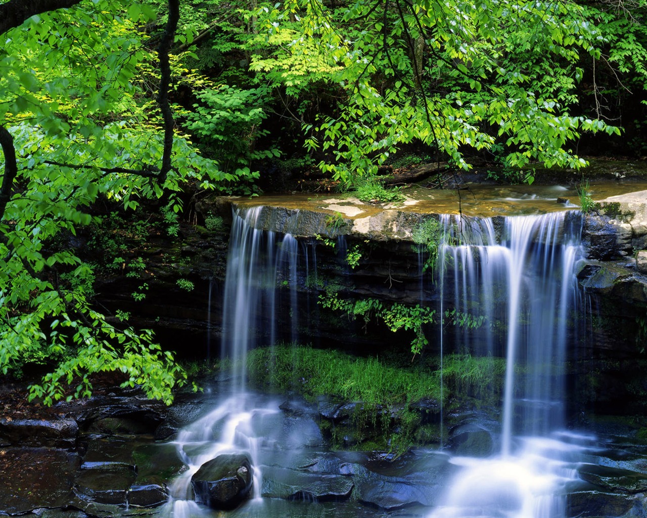 Water streams HD Wallpapers #1 - 1280x1024
