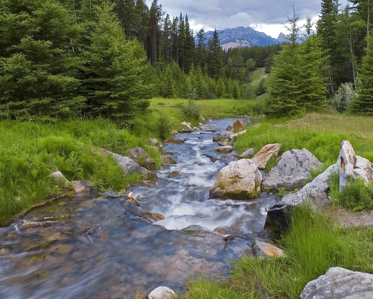 Water streams HD Wallpapers #28 - 1280x1024