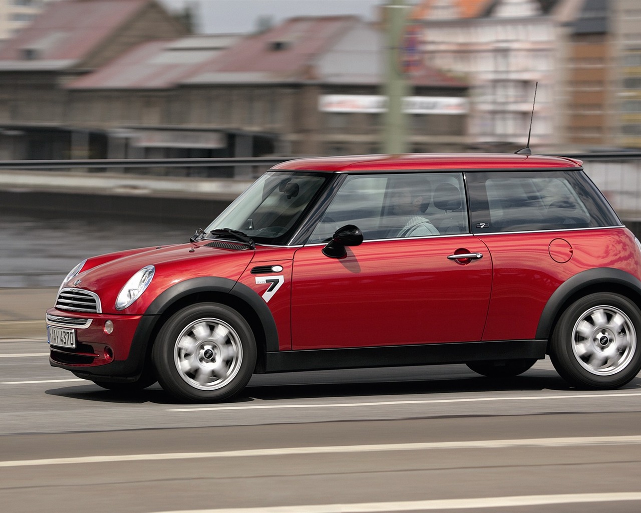 Mini Auto HD Tapety na plochu #5 - 1280x1024