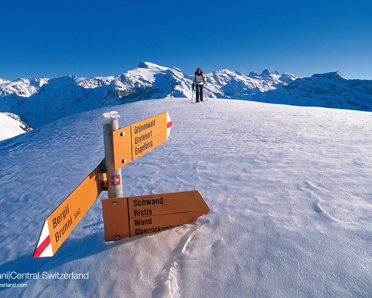 Switzerland Tourism Winter wallpaper #3 - 1280x1024