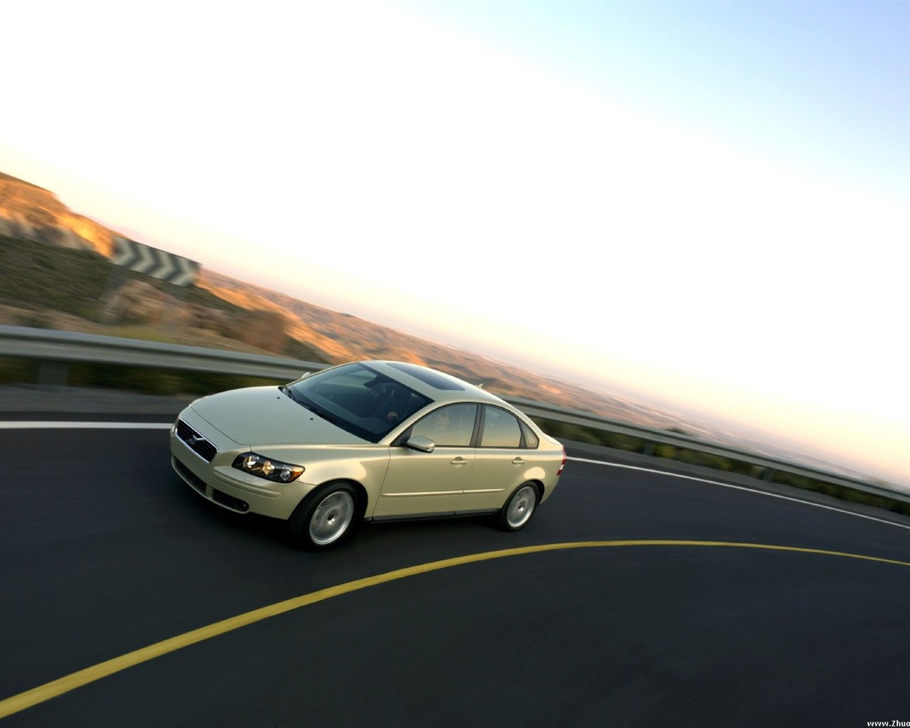 Album Volvo S40 Fond d'écran #17 - 1280x1024