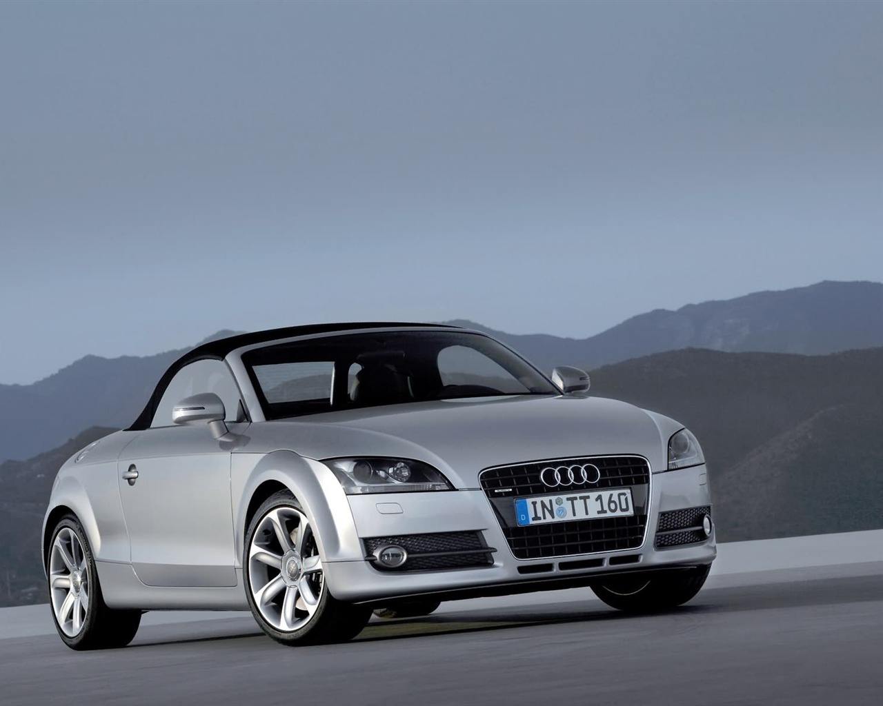 Audi TT Roadster 3.2 Quattro wallpaper #10 - 1280x1024