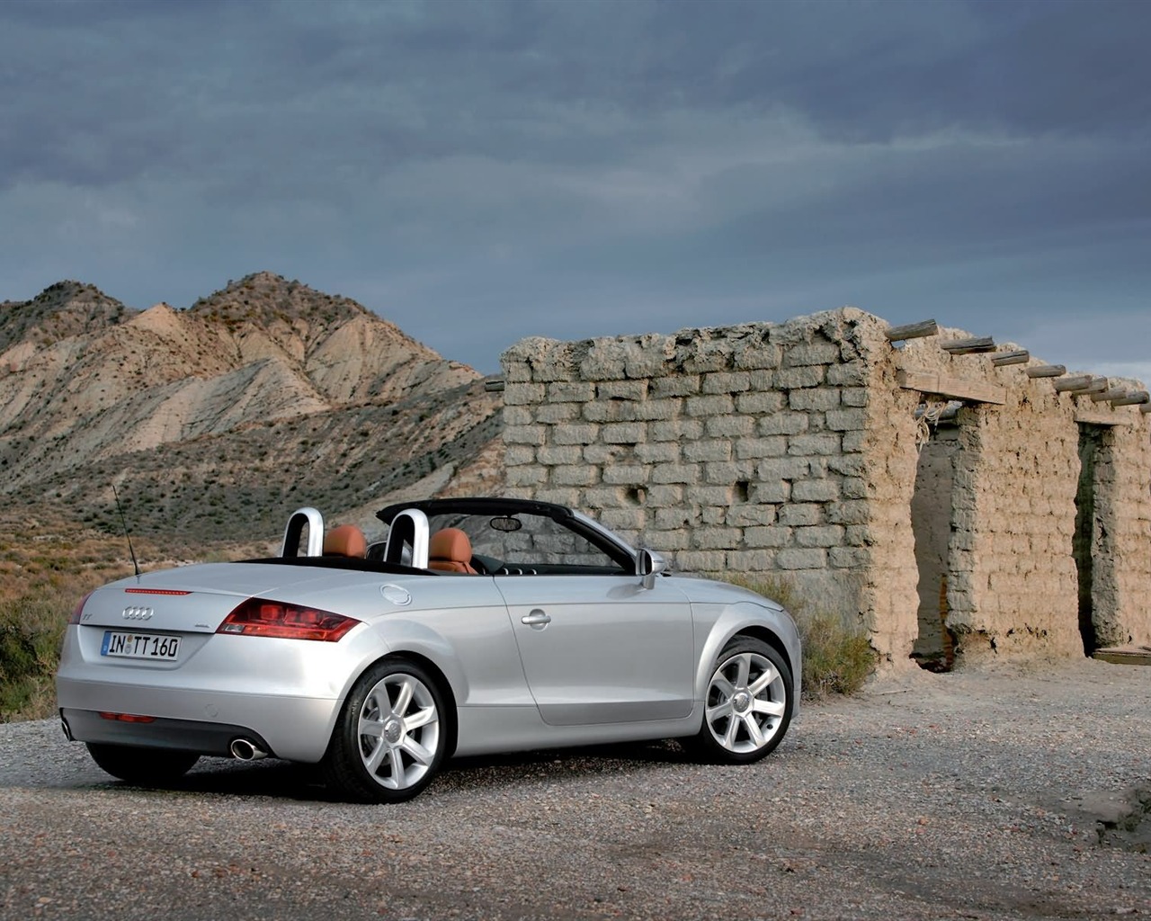 Audi TT Roadster 3,2 Quattro wallpaper #11 - 1280x1024