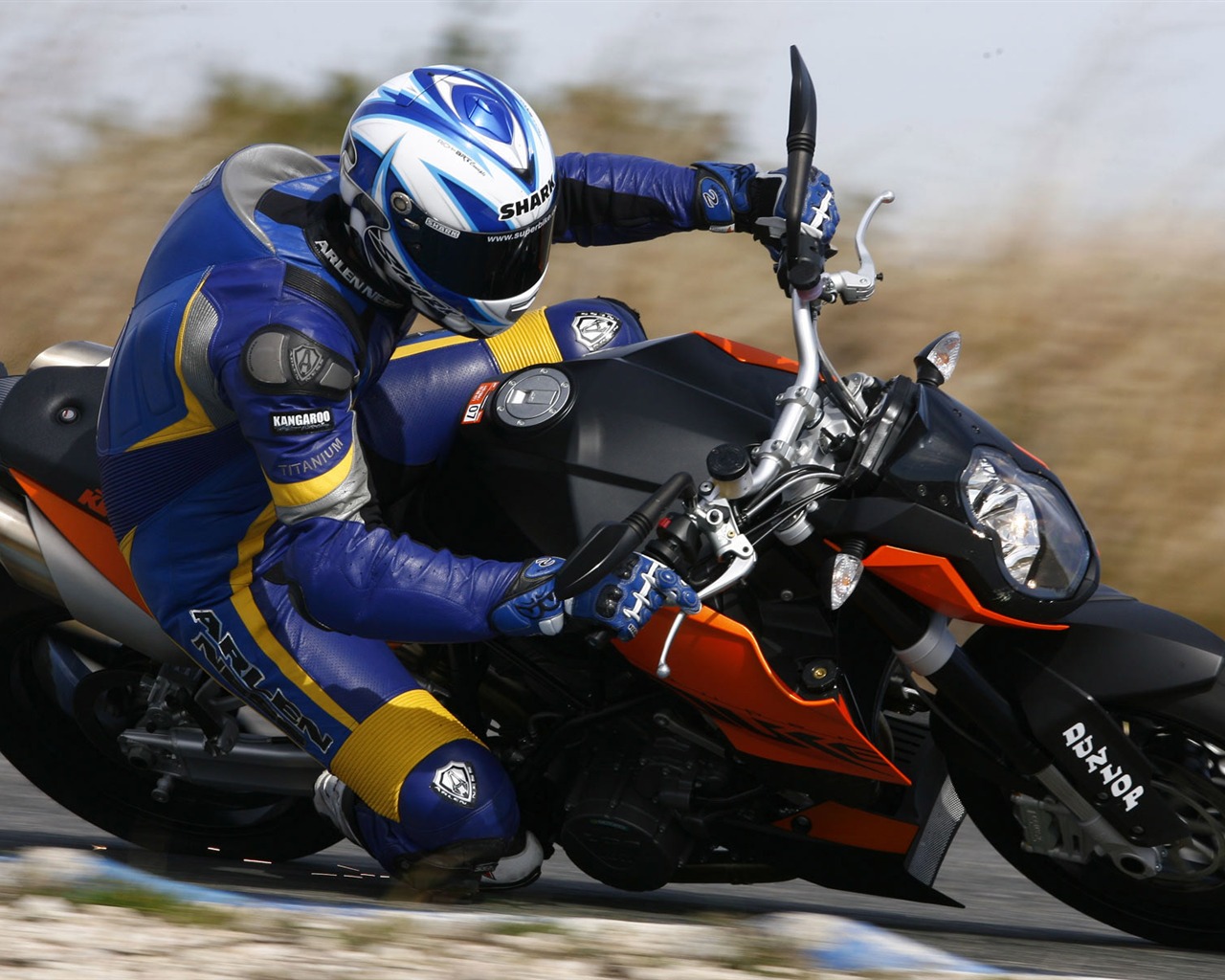 Turn Motorcycle Wallpaper Collection #11 - 1280x1024