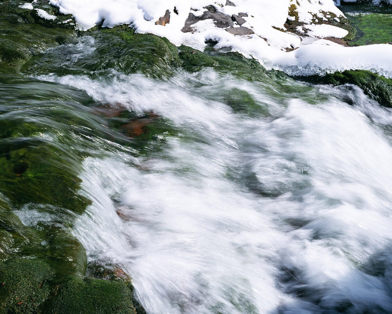 滝は、HD画像ストリーム #27 - 1280x1024
