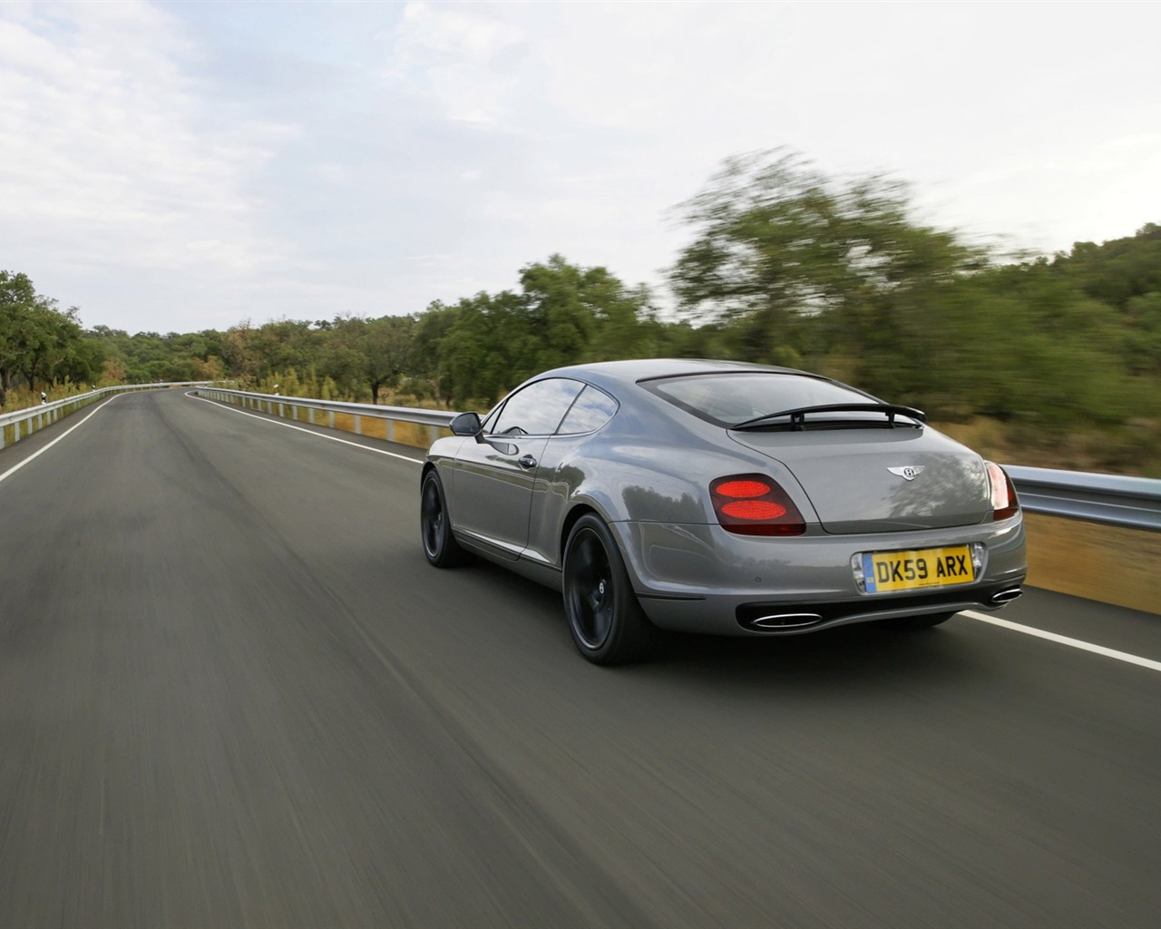 Bentley wallpaper album (2) #8 - 1280x1024