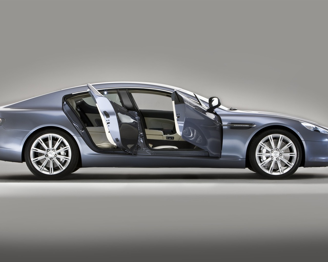 Aston Martin 阿斯頓·馬丁 壁紙(二) #9 - 1280x1024