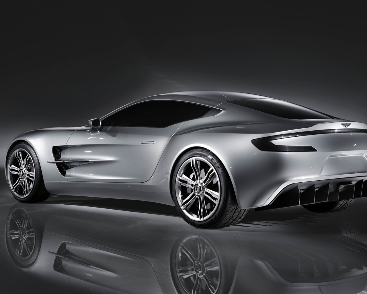 Aston Martin Fondo de Pantalla (2) #16 - 1280x1024