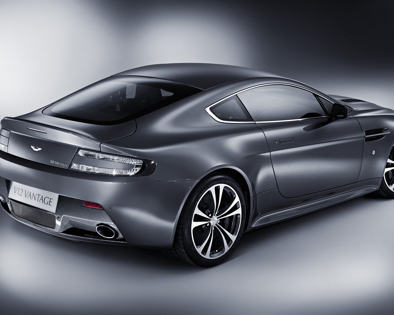 Aston Martin Fondo de Pantalla (2) #17 - 1280x1024