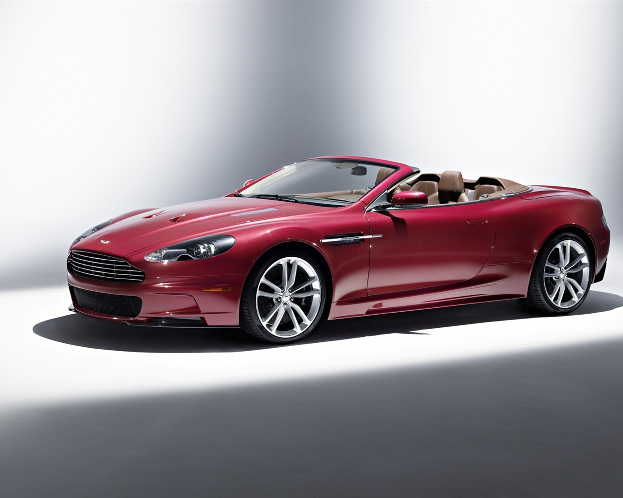 Aston Martin 阿斯頓·馬丁 壁紙(三) #8 - 1280x1024
