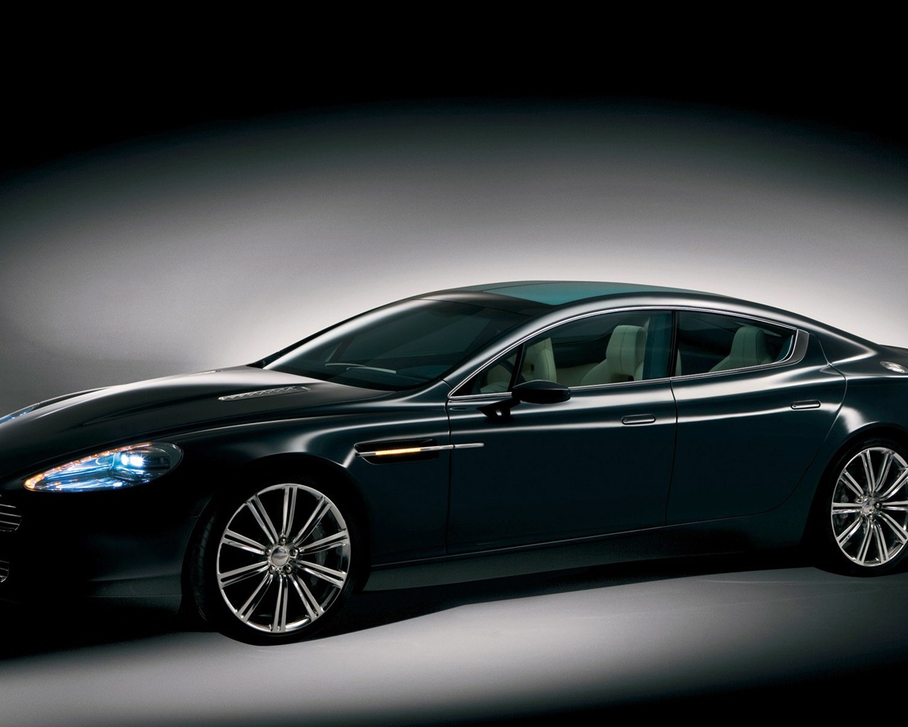 Tapety na plochu Aston Martin (3) #10 - 1280x1024