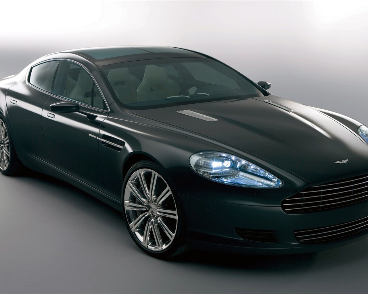 Aston Martin 阿斯頓·馬丁 壁紙(三) #12 - 1280x1024