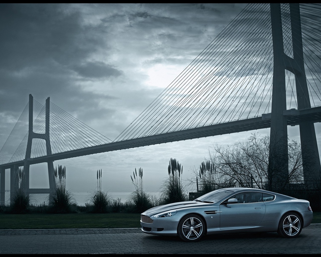Tapety na plochu Aston Martin (3) #17 - 1280x1024