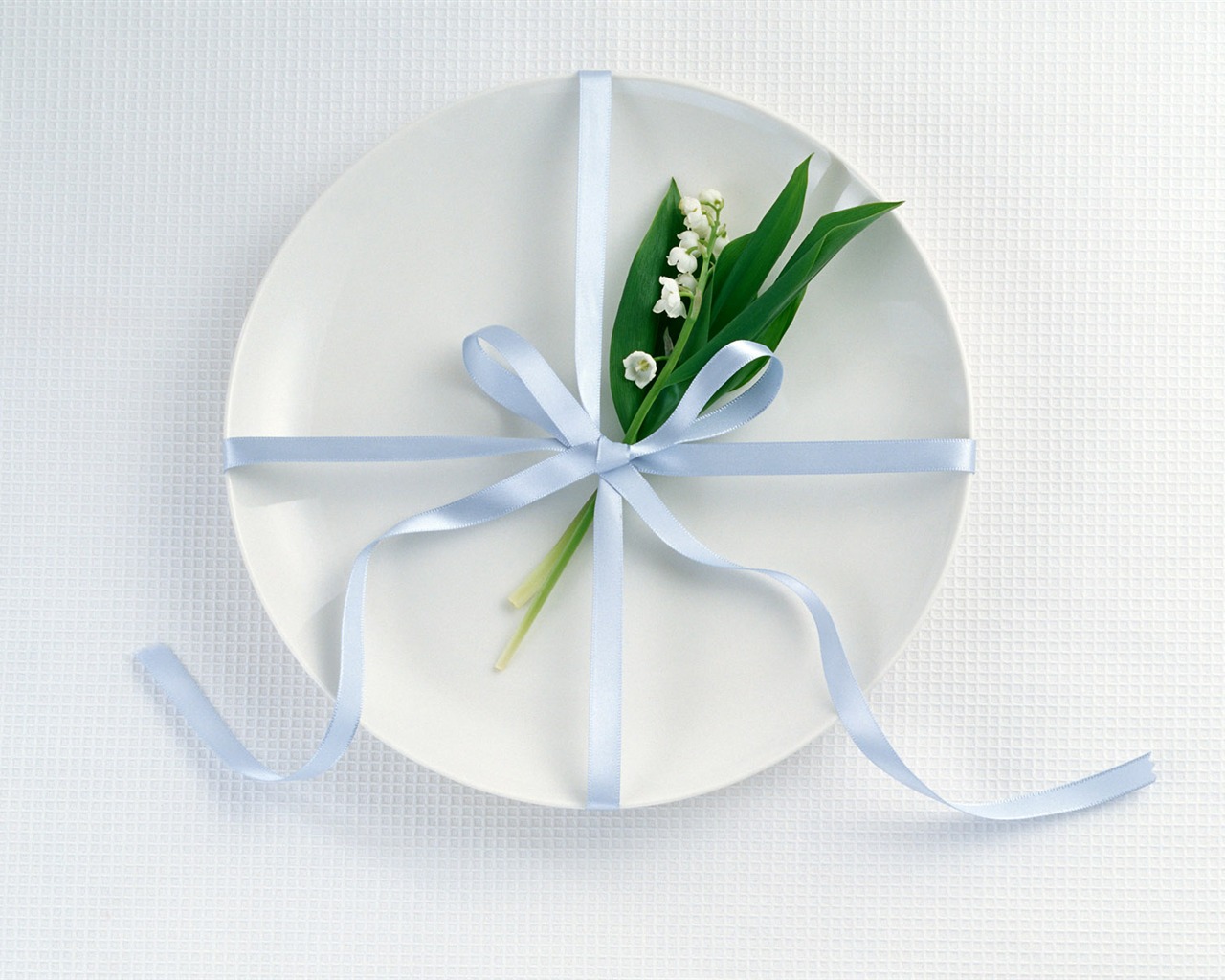 Flowers and gifts wallpaper (2) #17 - 1280x1024