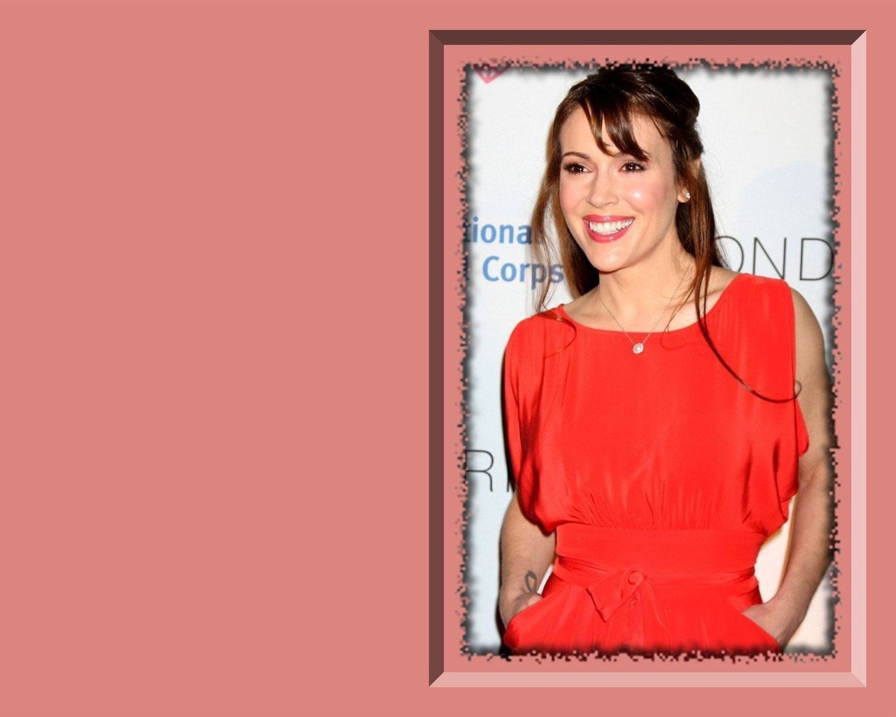 Alyssa Milano krásnou tapetu #13 - 1280x1024