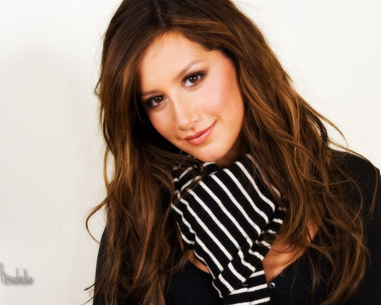 Ashley Tisdale beautiful wallpaper (1) #5 - 1280x1024