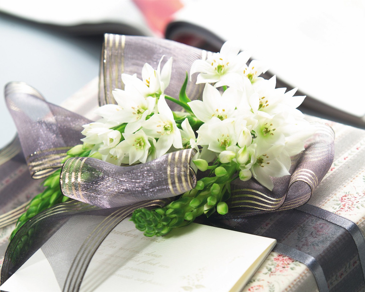 Gift decoration wallpaper (2) #6 - 1280x1024