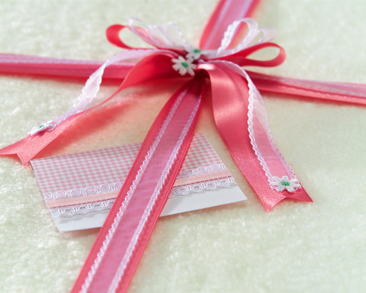 Gift decoration wallpaper (3) #11 - 1280x1024