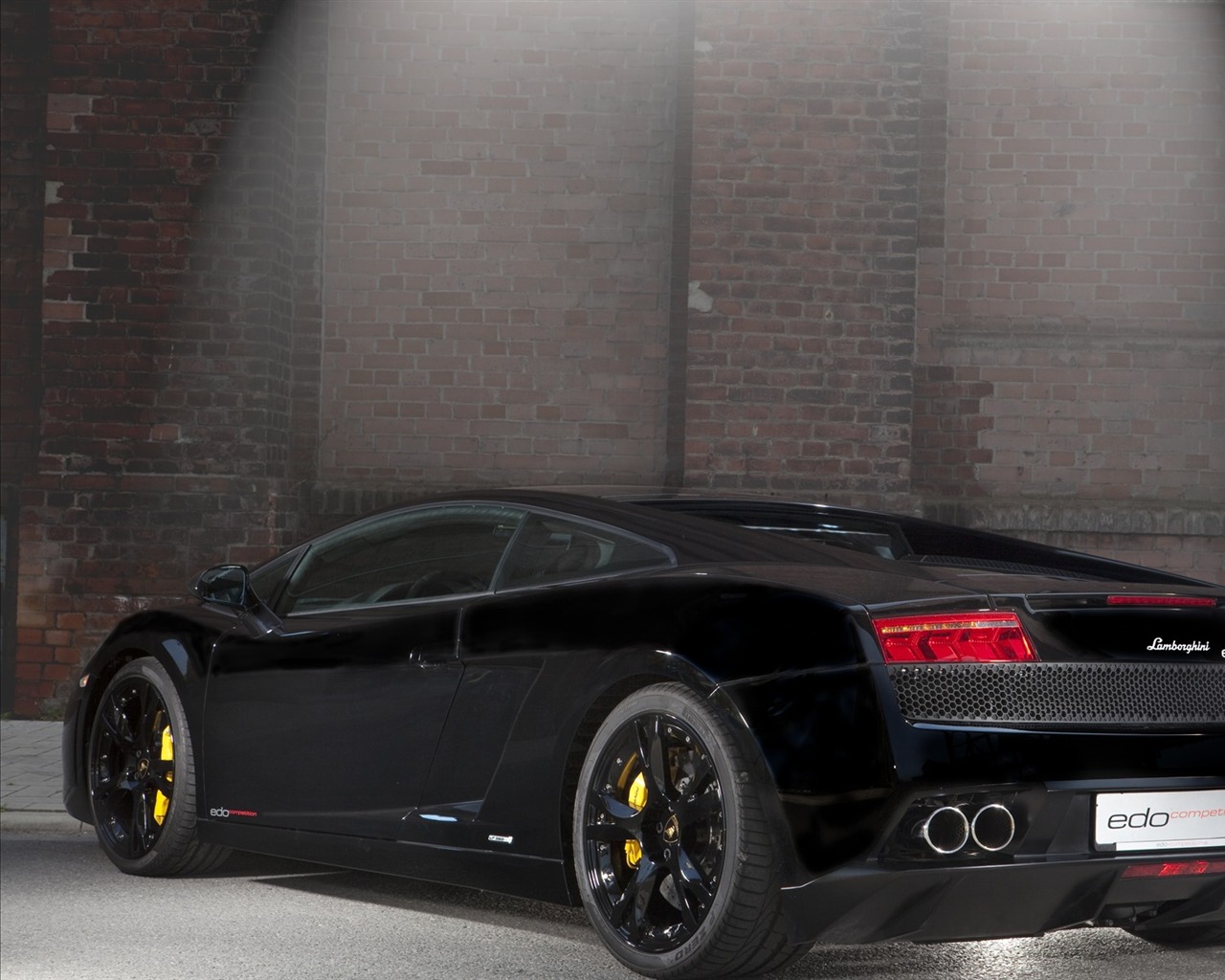 2010 Lamborghini fondo de pantalla #11 - 1280x1024