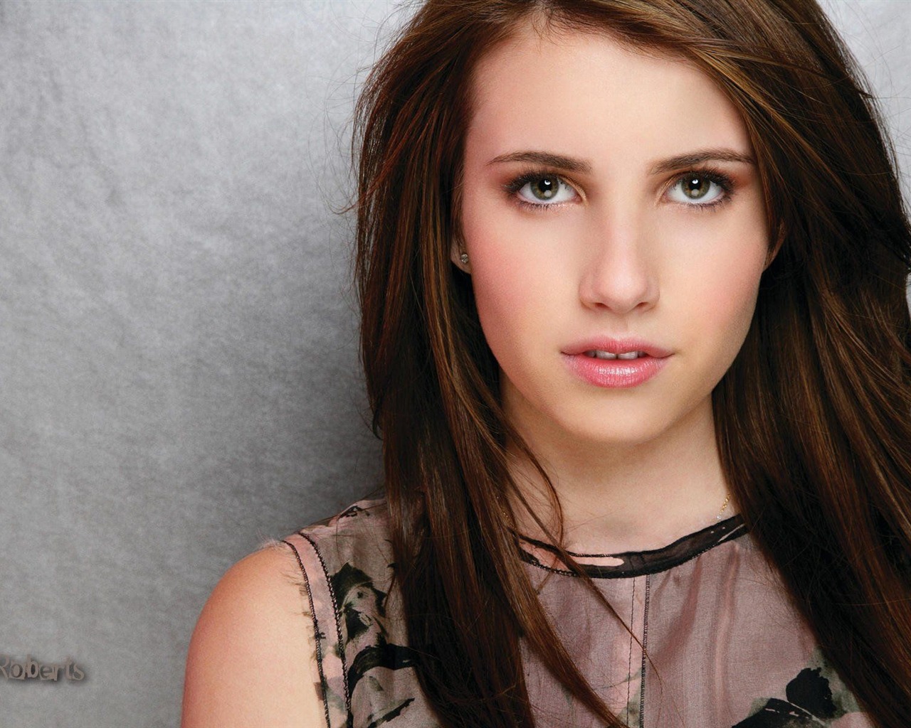 Emma Roberts krásnou tapetu #1 - 1280x1024