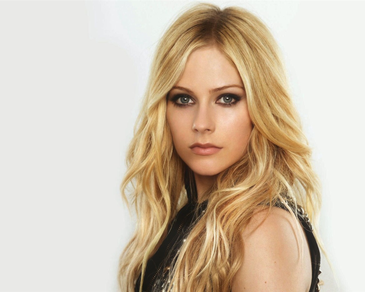 Avril Lavigne 艾薇兒·拉維尼 美女壁紙(二) #8 - 1280x1024