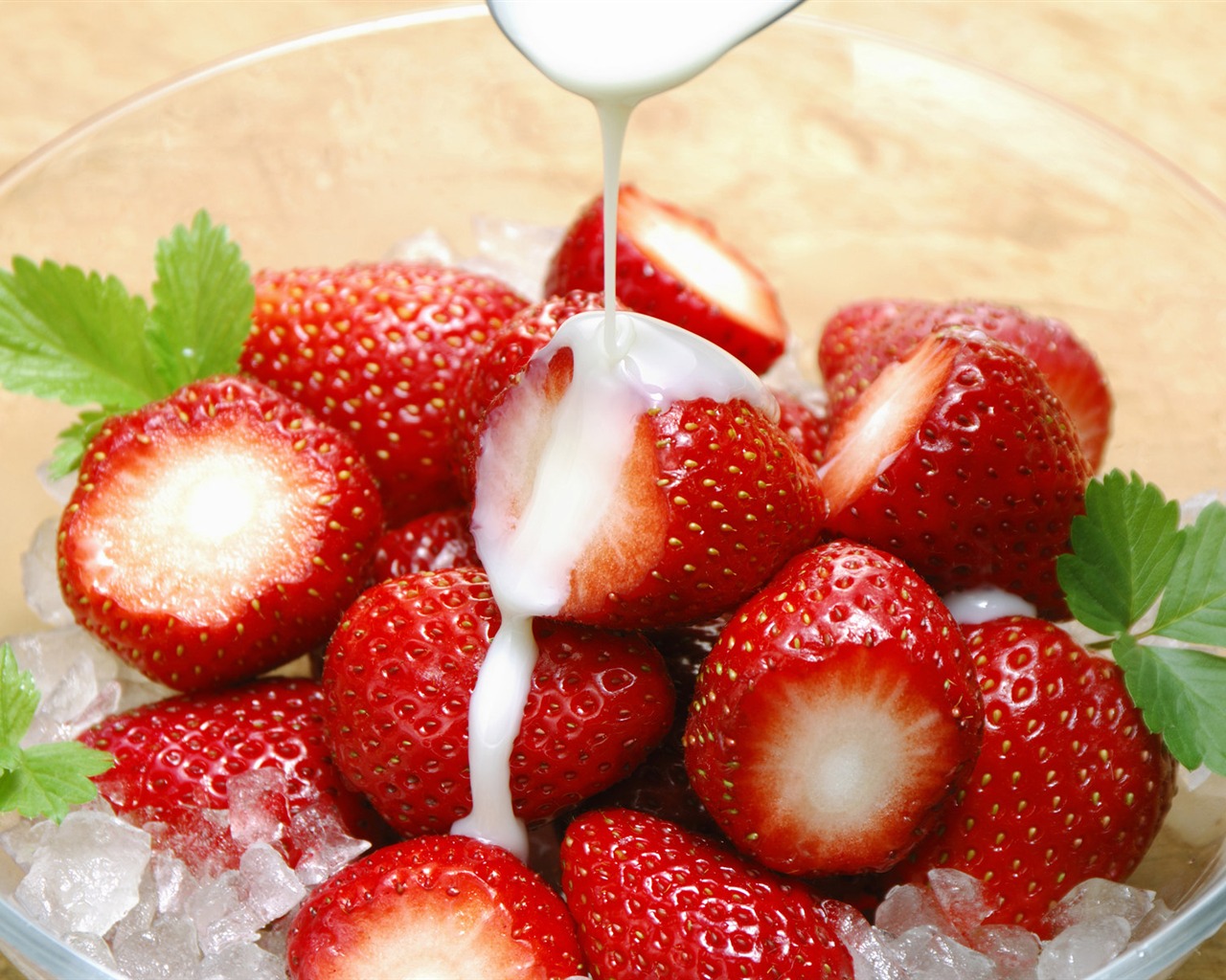 HD wallpaper fresh strawberries #15 - 1280x1024