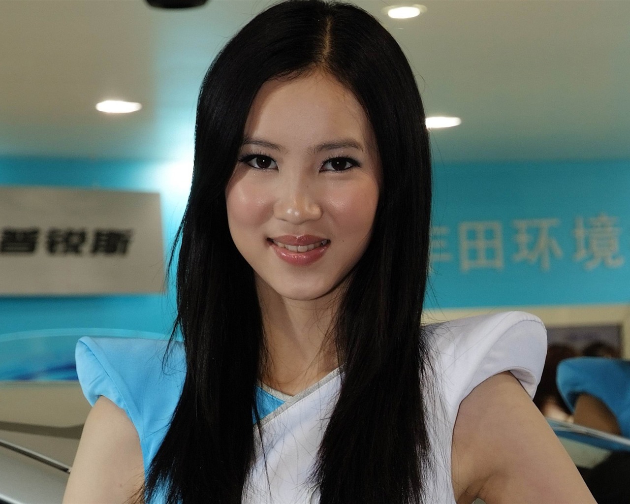 2010北京国际车展 美女车模 (螺纹钢作品)19 - 1280x1024