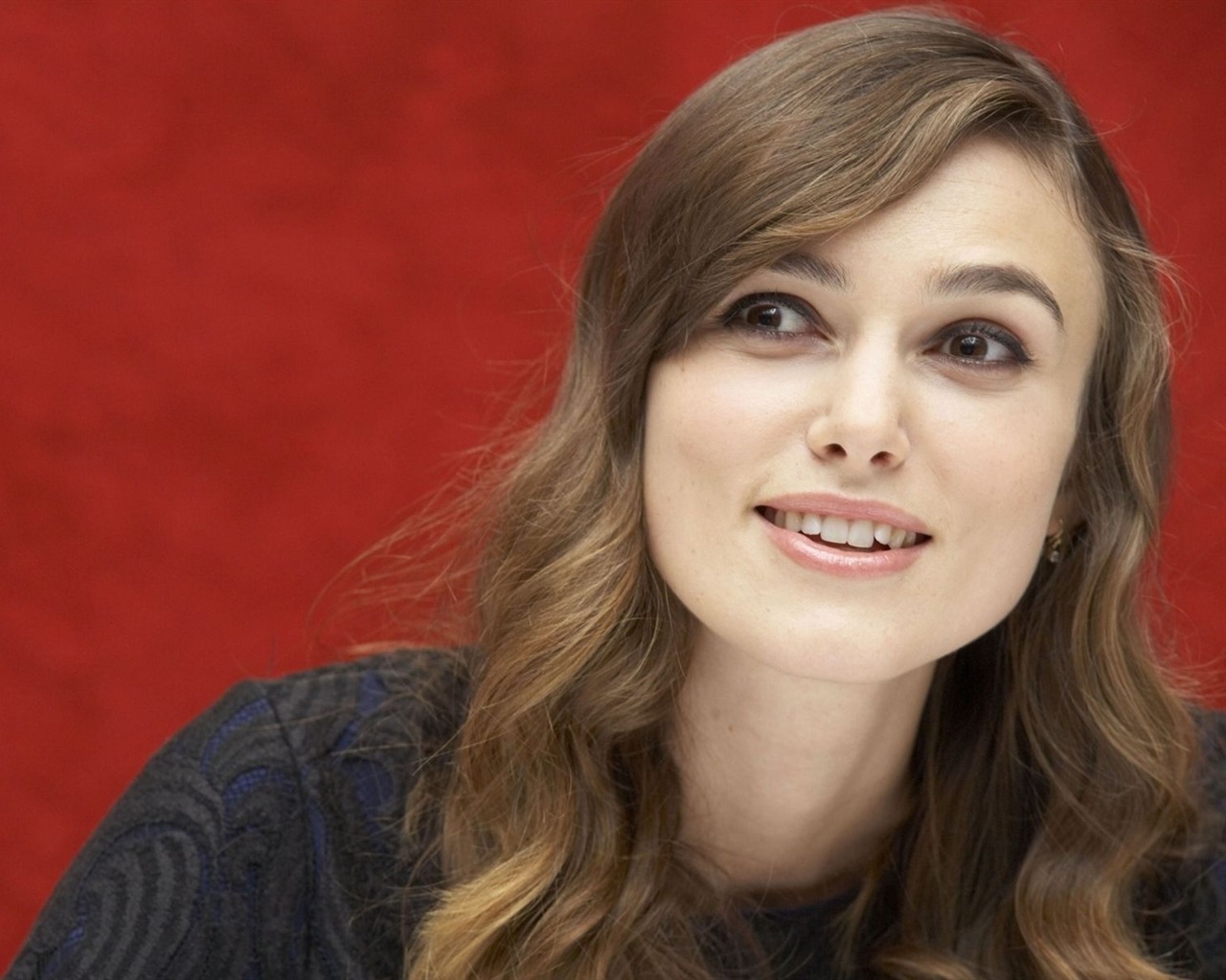 Keira Knightley beautiful wallpaper #8 - 1280x1024