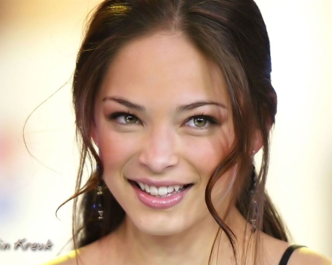 Kristin Kreuk beautiful wallpaper #13 - 1280x1024