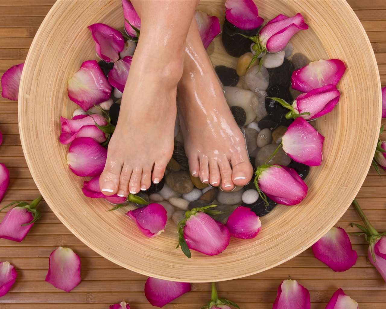 Features large SPA wallpaper (1) #8 - 1280x1024