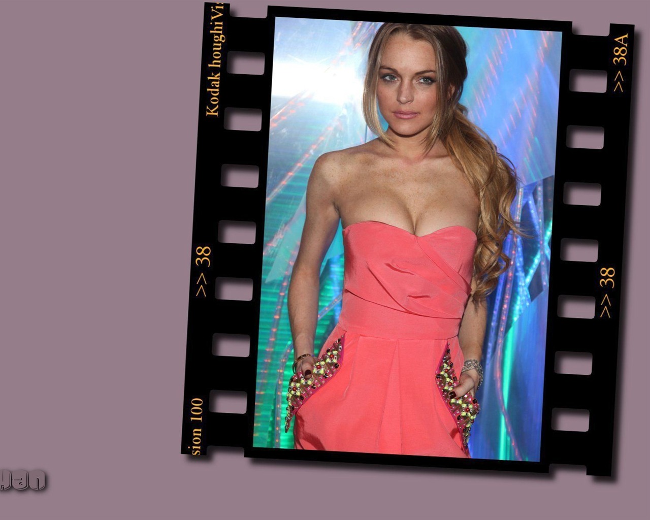 Lindsay Lohan krásná tapeta #27 - 1280x1024