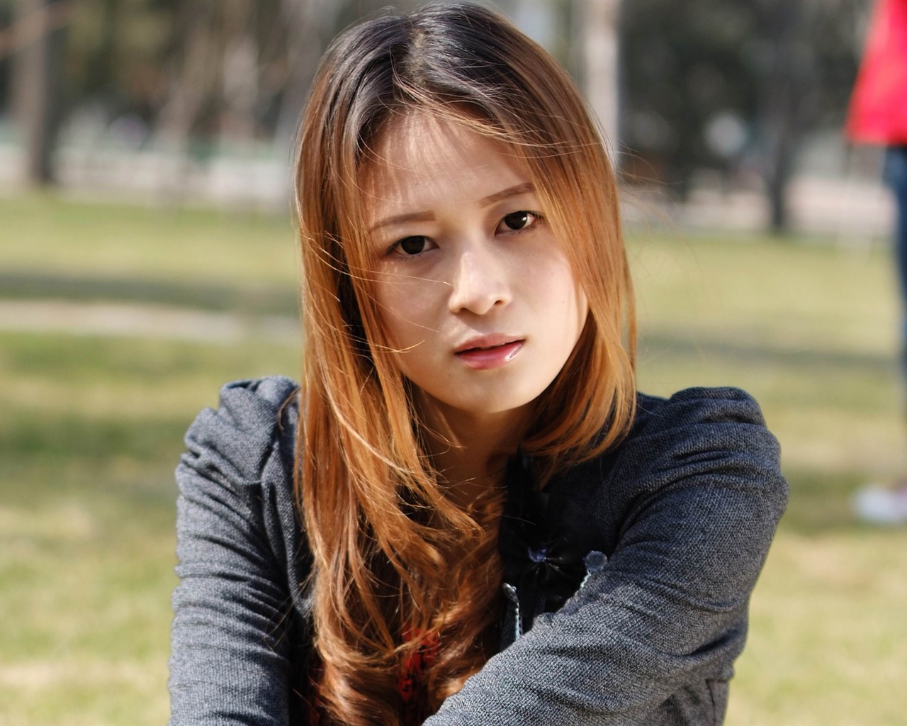 外拍美女飛揚的青春(螺紋鋼作品) #5 - 1280x1024